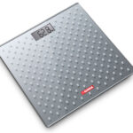 Digitaalne põrandakaal halli klaasist platvormiga